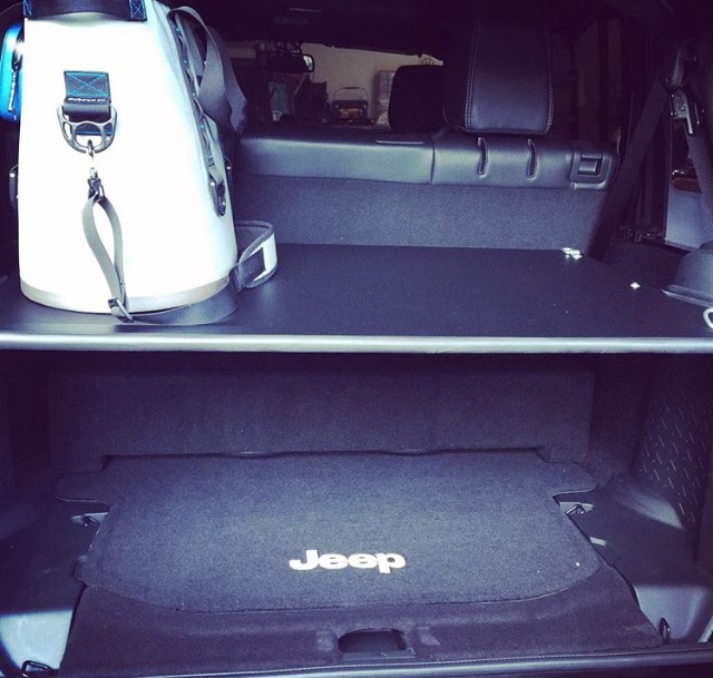 Can I Fit A Golf Bag in The Back of a Two Door Jeep Wrangler? - Good Ole  Jeep